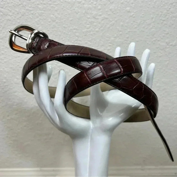 Vegan Brown Crocodile Embossed Belt with Shiny Silver Tone Oval Buckle NWOT XL - Picture 1 of 11